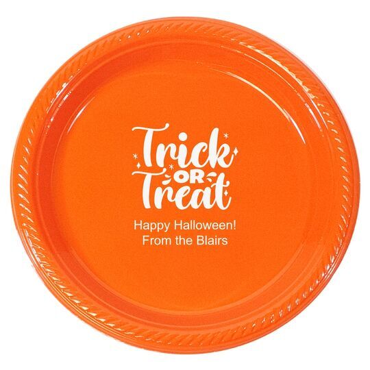 Trick or Treat Plastic Plates